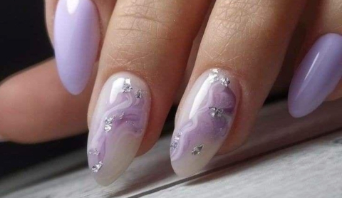 Uñas Jacaranda: 10 Diseños Elegantes que Serán Tendencia en Abril 2025