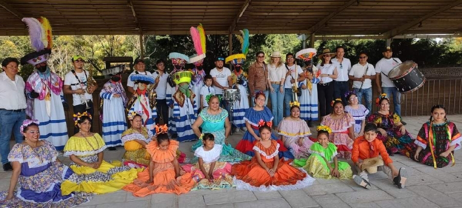 El licenciado Javier Estrada promociona a Morelos y a México