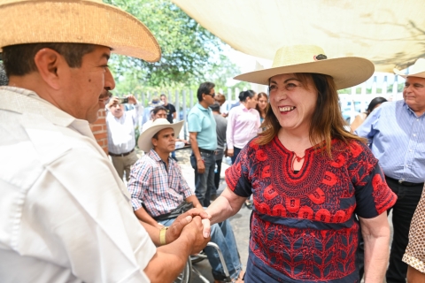 Refrenda Gobierno de Morelos trabajo cercano con ganaderos y apicultores del estado
