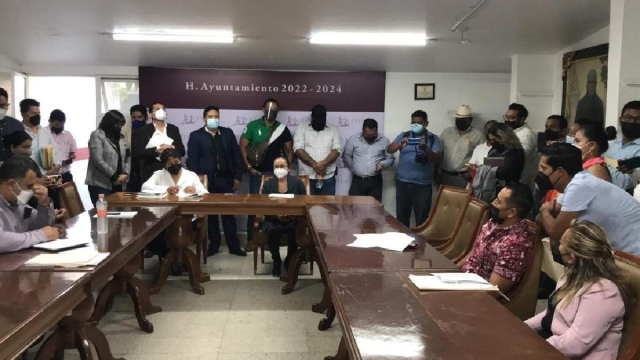 Integrantes del Cabildo se declararon en sesión permanente.