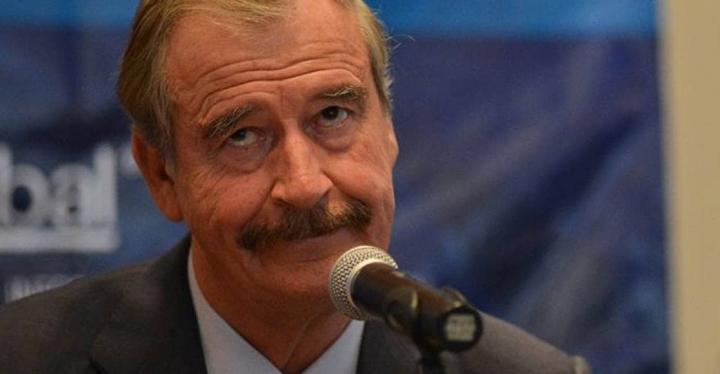 Vicente Fox se burla de la &quot;Consulta Popular&quot;.
