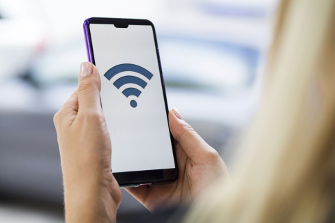 Conectar tu móvil al Wi-Fi sin contraseña: tres métodos rápidos y seguros