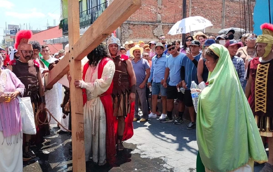   La representación de “El Mártir del Gólgota” es una tradición en el municipio de Ayala.