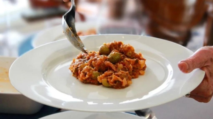 Trucos para quitarle lo salado al bacalao, aunque ya esté guisado