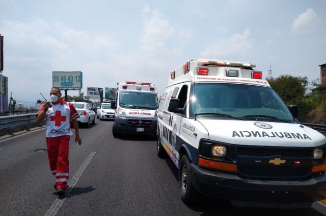 Atiende ERUM accidente en distribuidor vial Palmira