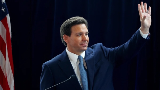 Ron DeSantis sufre accidente automovilístico; resulta ileso