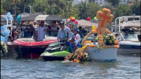 Como cada año, se realizó la tradicional procesión en el lago y comenzó la fiesta popular en Tequesquitengo, con motivo del Jueves de Ascensión.