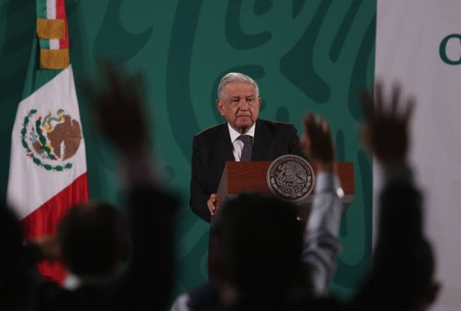 AMLO niega negociación con el PRI.