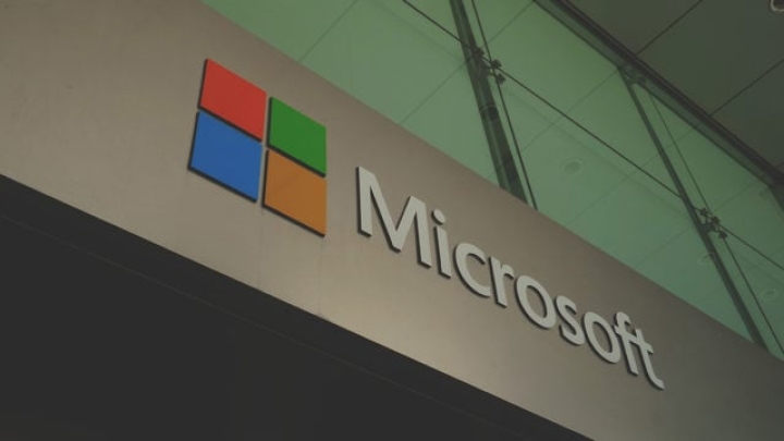 Microsoft mantendrá su apoyo tecnológico a Ucrania en 2023
