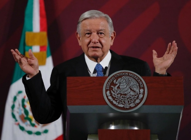 AMLO formaliza la entrega del Tren Maya a la Sedena