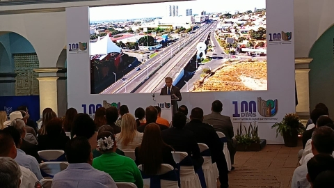 Presenta alcalde de Cuernavaca informe de 100 días de gobierno