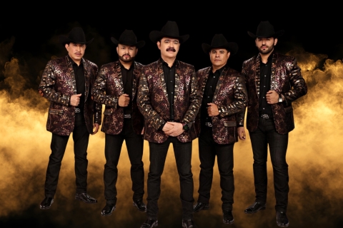 Los Tucanes de Tijuana pagan multa por narcocorridos y anuncian colaboración con Pitbull