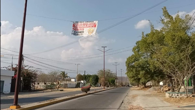 Las lonas están colocadas en diversos puntos.