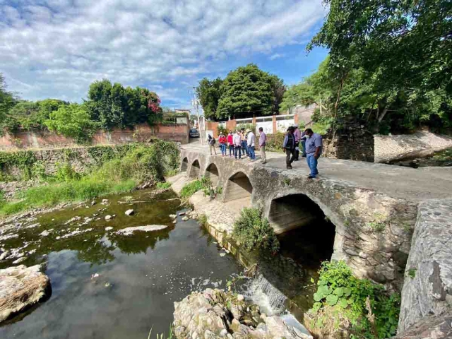 Funcionarios estatales y el alcalde electo recorrieron los cuerpos de agua del municipio.