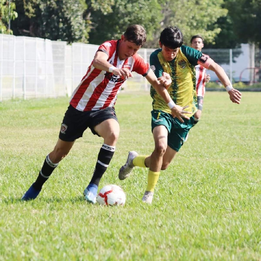 Los felinos llegaron a 28 unidades para instalarse en la segunda posición del grupo 7 de la Tercera División profesional.