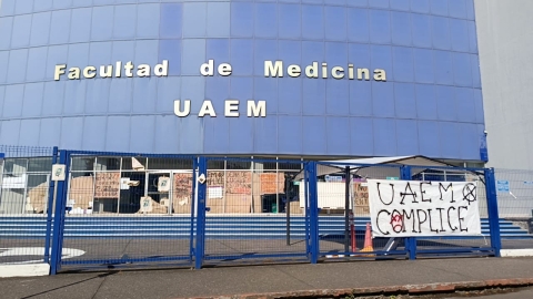 Nuevamente bloqueo en accesos de Facultad de Medicina
