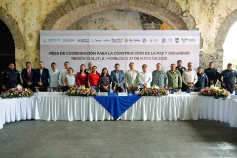 Autoridades de los tres órdenes de gobierno participaron en la reunión.