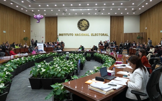 INE cancela triunfos a 46 magistrados y jueces por no tener promedio mínimo