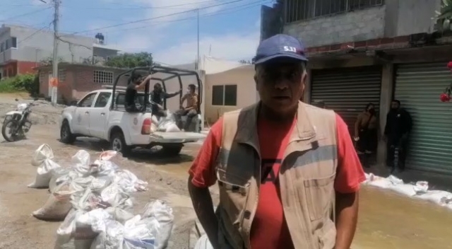 Desbordamiento de laguna Hueyapan afectó viviendas en San Francisco Texcalpan