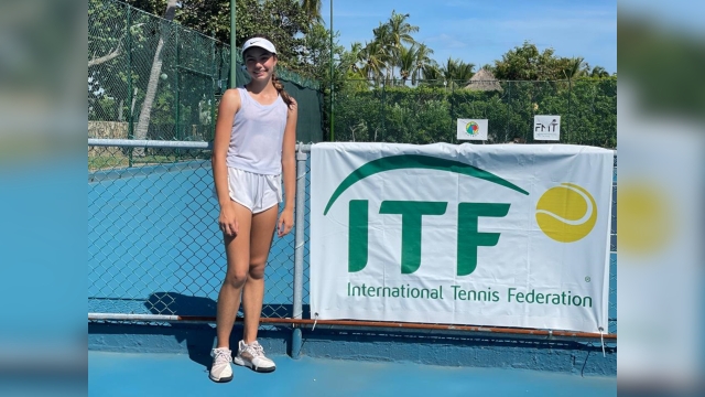 La tenista morelense Alexia Estrada se consagró bicampeona en el Máster COTECC 2021, en la categoría Sub 14.