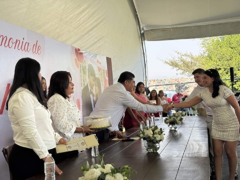52 parejas se unen mediante campa&ntilde;a de matrimonios gratuitos en Yecapixtla