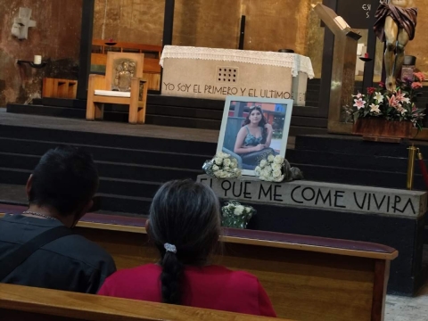 En la catedral de Cuernavaca se ofici&oacute; una misa la tarde de ayer en memoria de Kimberly Joselin Ramos Beltr&aacute;n.  