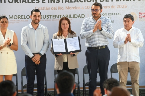 &#039;Soy una gobernadora de territorio, no de escritorio&#039;: Margarita González Saravia