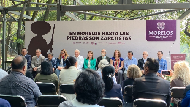 Inaugura gobernadora Margarita Gonz&aacute;lez Saravia exposici&oacute;n 'En Morelos hasta las piedras son zapatistas' en CDMX