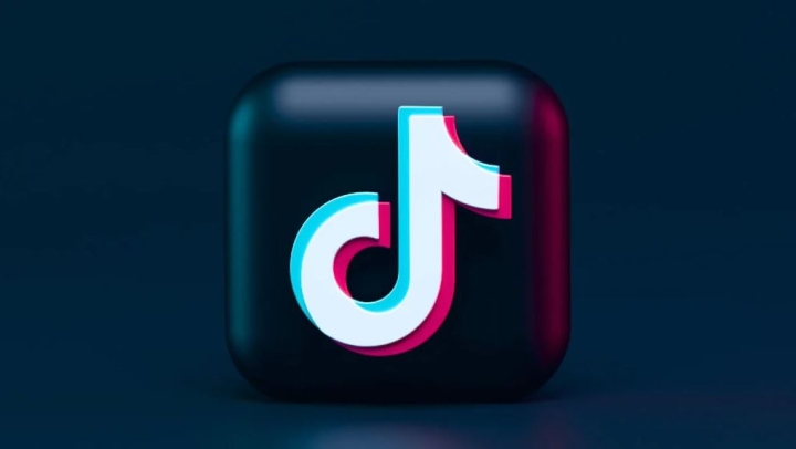 TikTok ahora apuesta por los videojuegos: Se asocia con Zynga