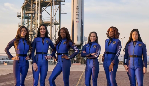 Tecnología y diseño unidos en el primer traje espacial pensado en mujeres