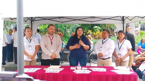 Instalan el módulo Bienvenido Paisano en el zócalo de Cuautla