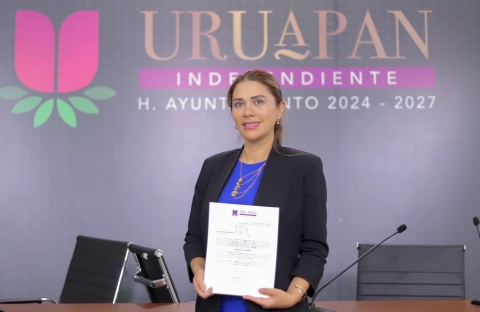 Secretaria particular de Carlos Manzo queda en libertad tras rendir declaraci&oacute;n