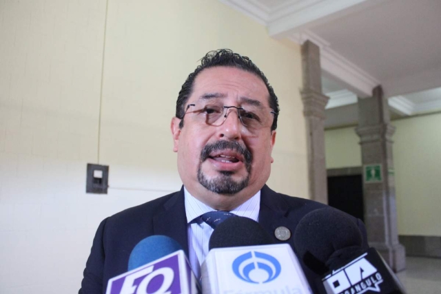 Fausto Miranda recordó que la ley aplica principalmente para servicios y comercio.