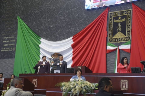 Entrega Congreso local reconocimiento al Mérito Turístico &#039;Primavera 2025&#039;, en sesión solemne