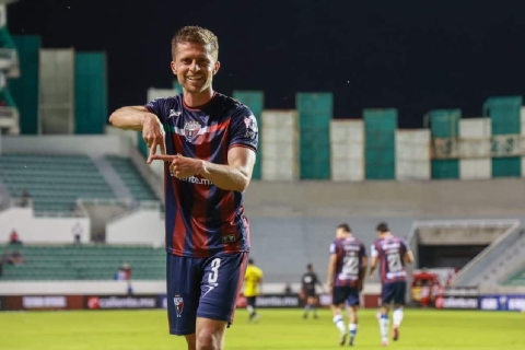 Con goles de Diego Cruz, Hardy Meza y Nicolás Carrera, el Atlante hizo valer su localía en suelo morelense.