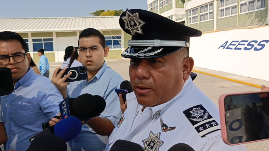 Analizan aumentar salario a policías de Cuernavaca