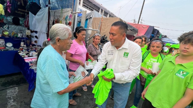 Necesario, ofrecer apoyo sostenible a comerciantes: Peña Ojeda
