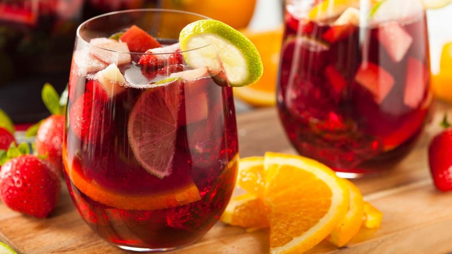 Tinto de verano: La receta perfecta para refrescar tu fin de semana