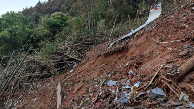 China identificó a las 132 víctimas de accidente aéreo