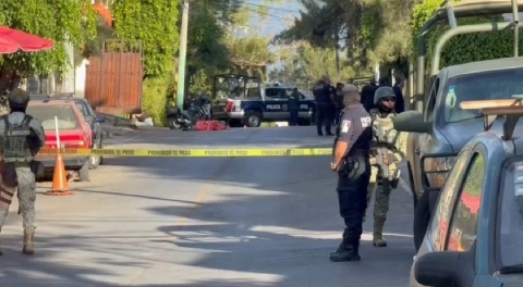 Lo mataron afuera de su casa