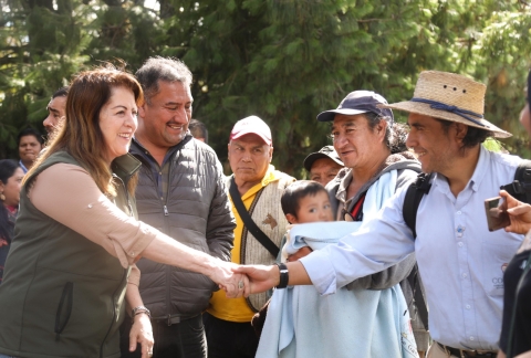 Da inicio Margarita González Saravia a jornadas de reforestación en Morelos
