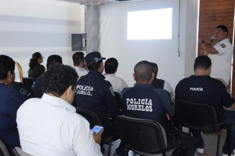 Los asistentes conocieron el protocolo correcto ante una detención o contacto con alguna persona en calidad migratoria.