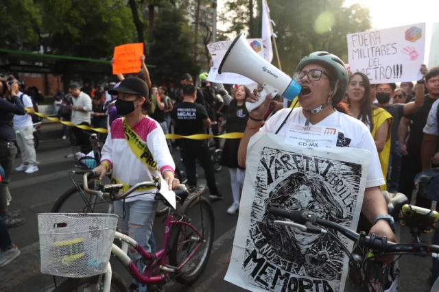 Cientos marchan en las calles de la CDMX para exigir que la Guardia Nacional salga del Metro