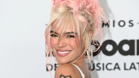 Karol G cantará en el Vaticano junto a Andrea Bocelli en un concierto por la paz