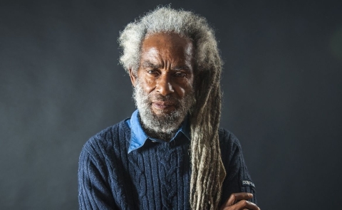 Fallece Max Romeo, leyenda del reggae jamaiquino, a los 80 años