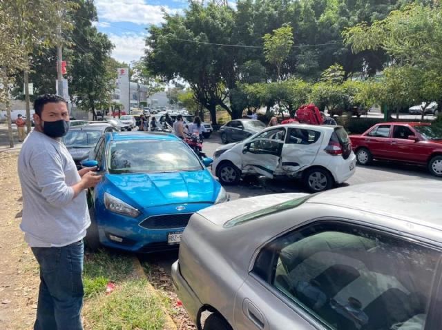 Todos los vehículos fueron llevados a un corralón.