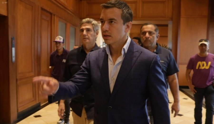 Ecuador: Noboa afirma que no cederá ante organizaciones criminales