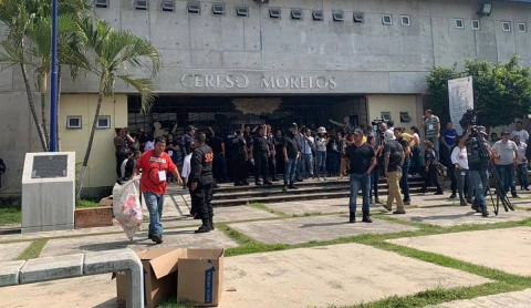 Riña en penal de Atlacholoaya deja tres heridos