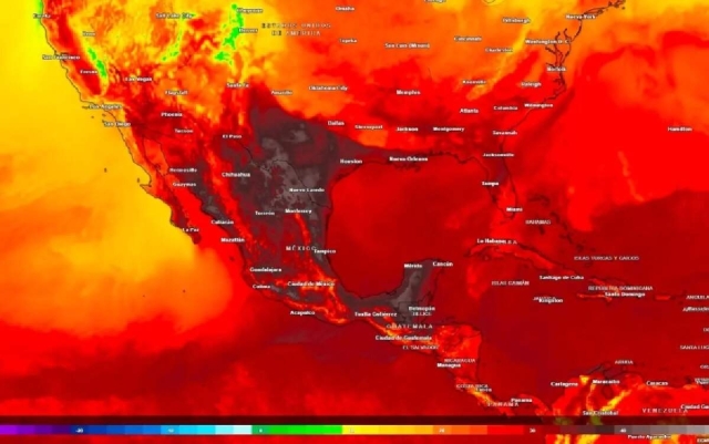  Las altas temperaturas registradas en estos días se deben a la tercera ola de calor en el país.