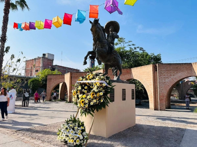 En la ceremonia se recordó el legado del jefe revolucionario y se exhortó a seguir su ejemplo.